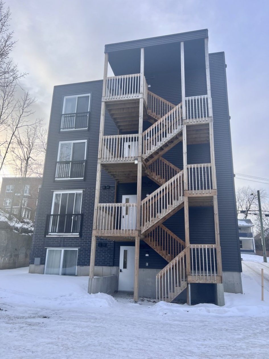 920 Rue Belvédère S.