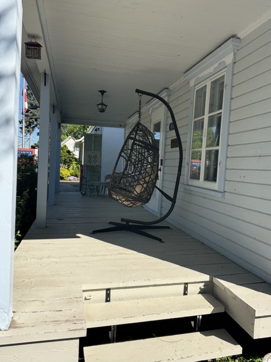 Balcon — 540 Rue Duchesnay, Saint-Justin, J0K 2V0, Saint-Justin
