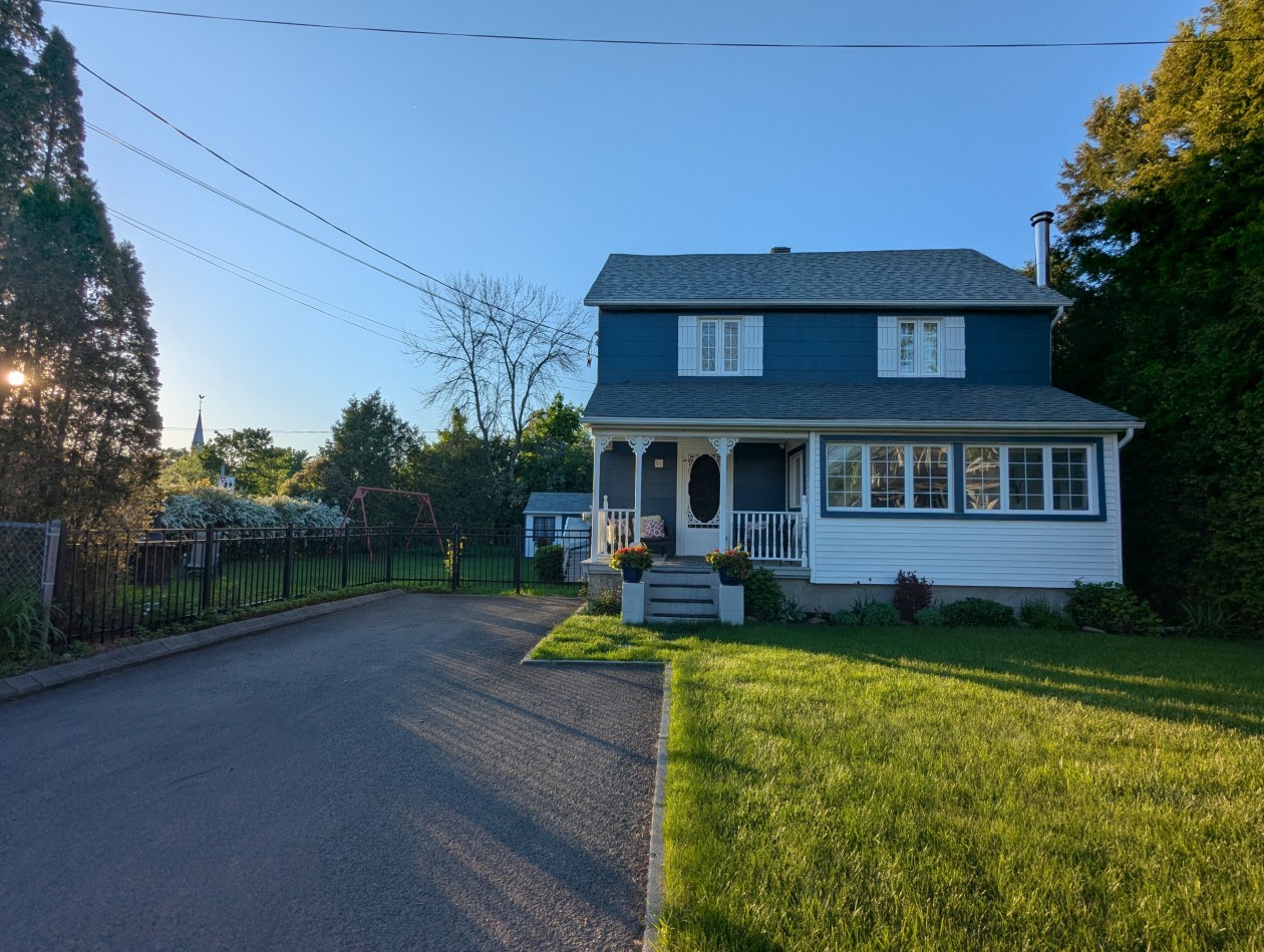 51 Rue Desrochers E
