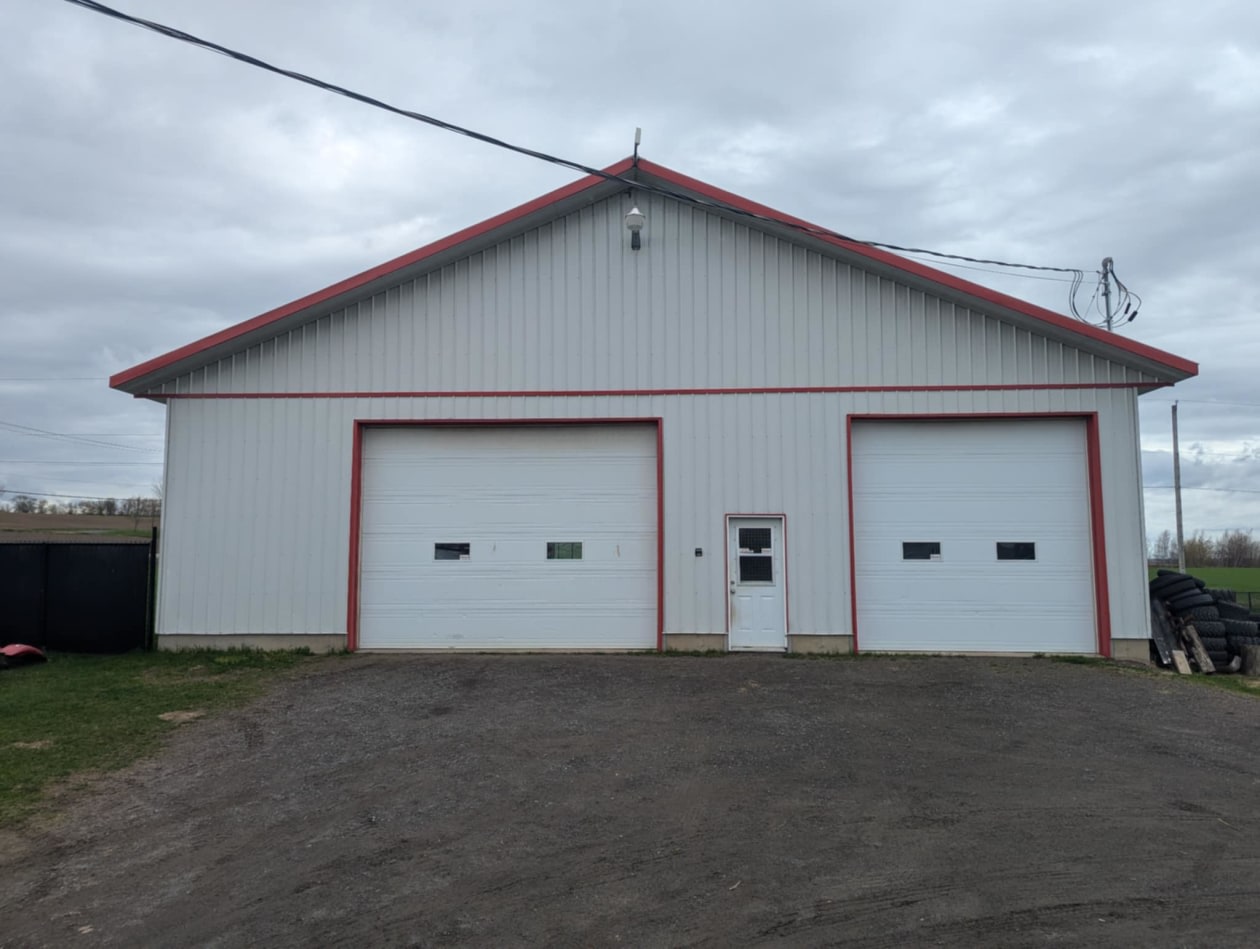 Garage — 915 Rte. 267 , Laurierville, G0S 1P0, Laurierville