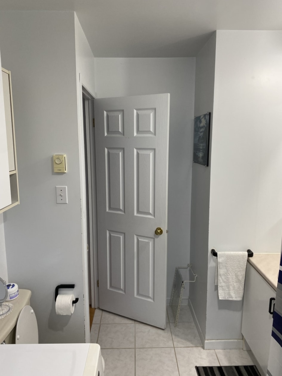 Salle de bains — 61 Av. 7e, Drummondville, J2B 2P8, Drummondville