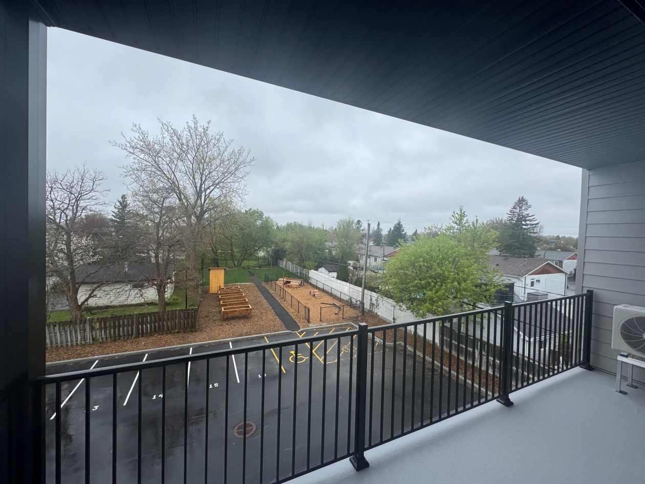 Balcon — 4830 Mnt Saint-Hubert, 309, Saint-Hubert, J3Y 1V1, Saint-Hubert
