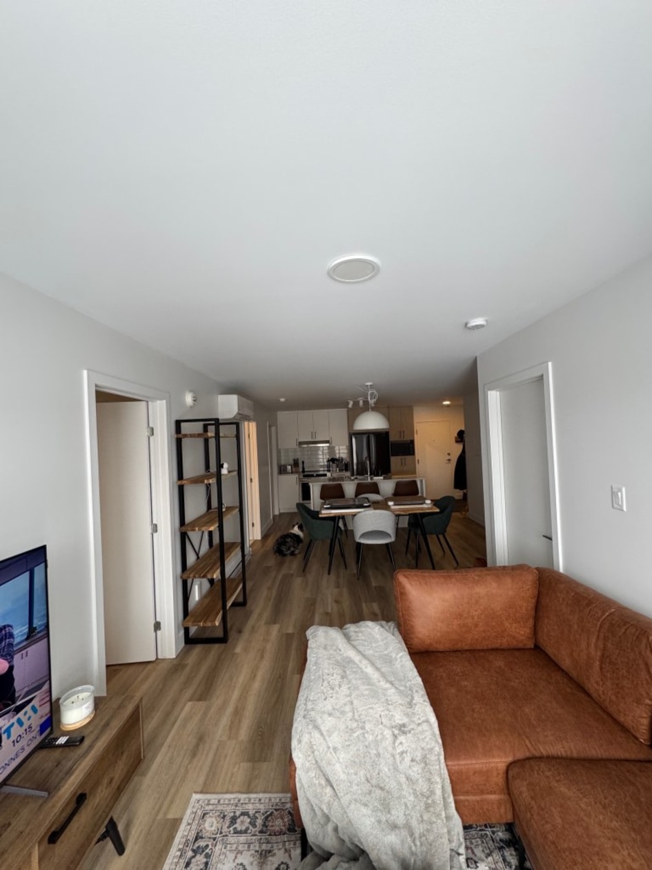 Salon — 4830 Mnt Saint-Hubert, 309, Saint-Hubert, J3Y 1V1, Saint-Hubert