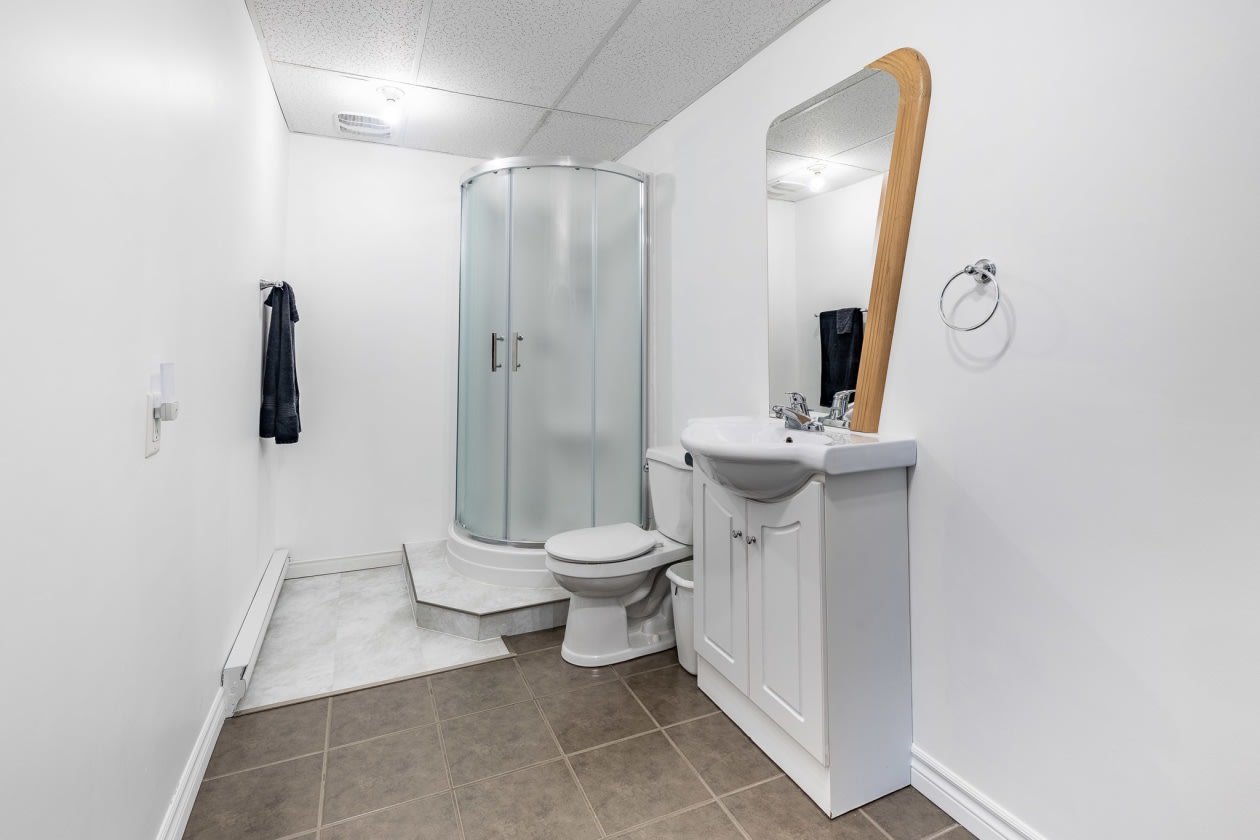 Salle de bains — 427 A rue Pouliot, Saints-Anges, G0S 3E0, Saints-Anges