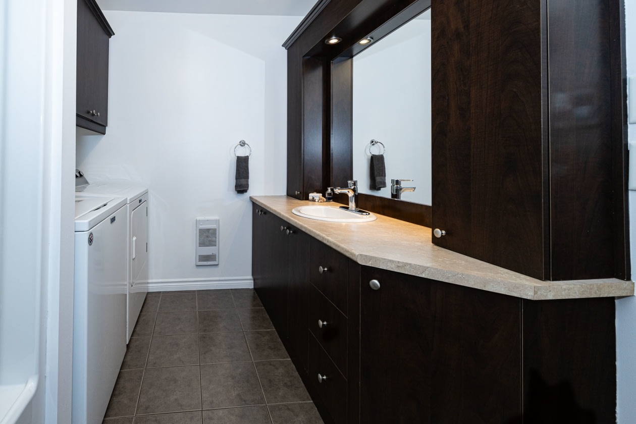 Salle de lavage — 427 A rue Pouliot, Saints-Anges, G0S 3E0, Saints-Anges