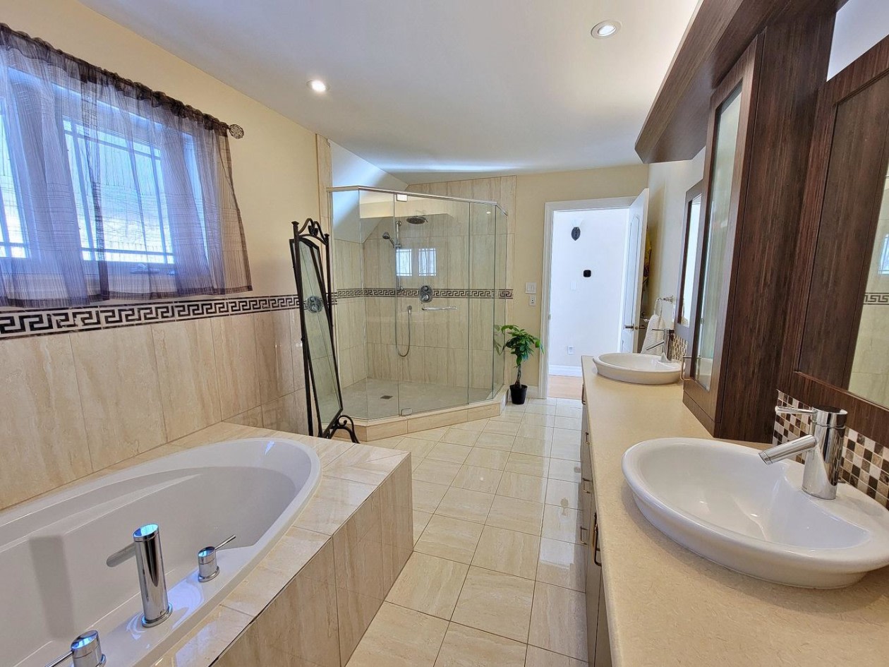 Salle de bains — 50 Rte Du Long-Sault, Saint-André-d'Argenteuil, J0V 1X0, Saint-André-d'Argenteuil
