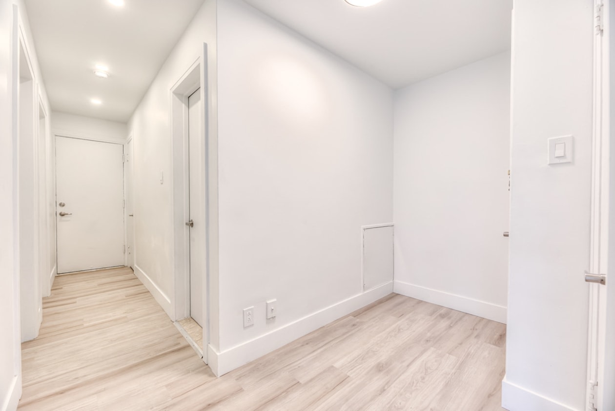 Photo 8 — 2660 Rue Goyer, 304, Montréal, H3S 1H3, Montréal