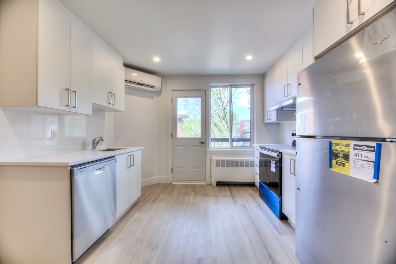 2660 Rue Goyer — photo 2