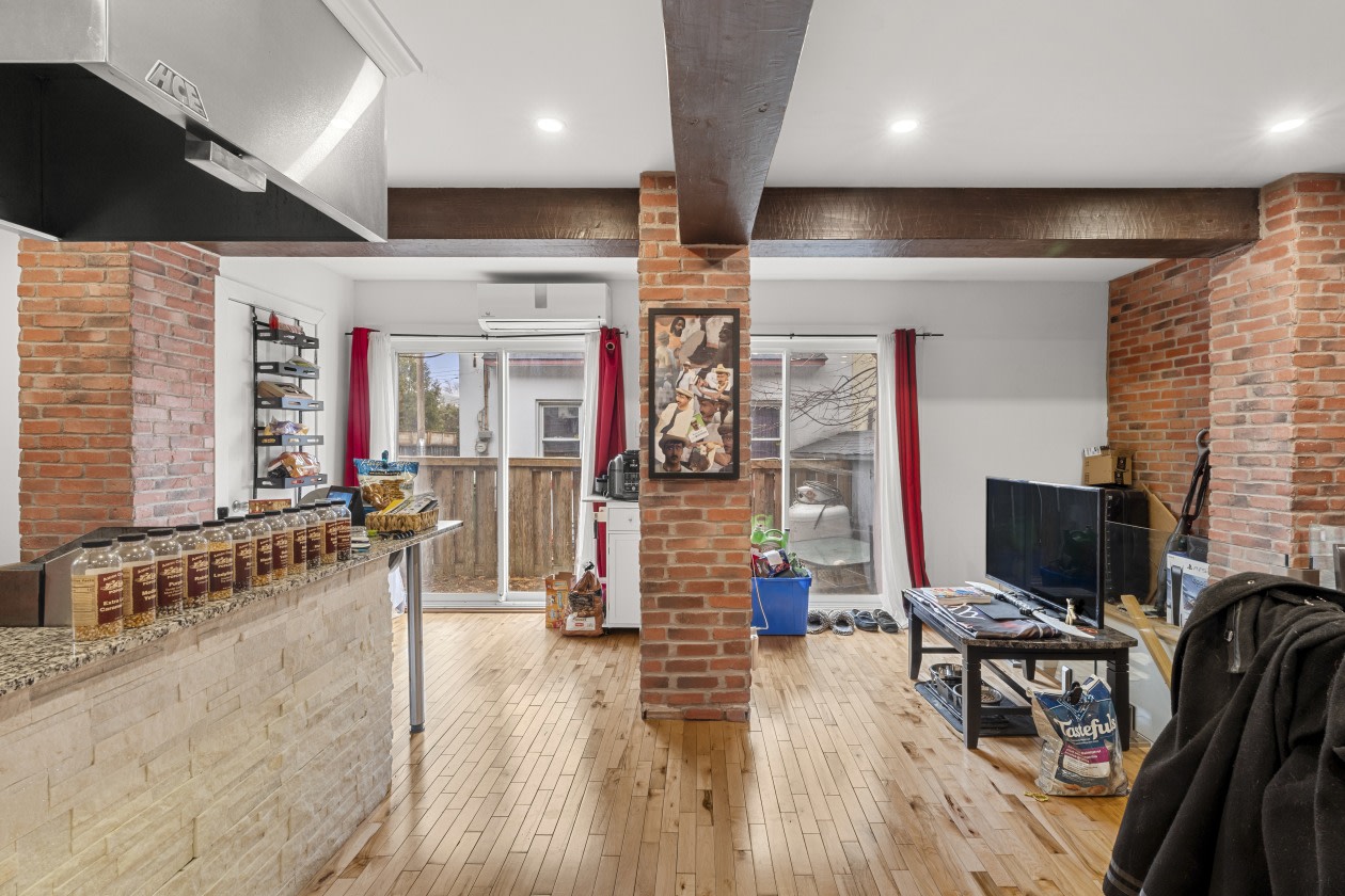 Photo 8 — 2585 Rue Desmarteau, montreal, H1L 4N2, montreal