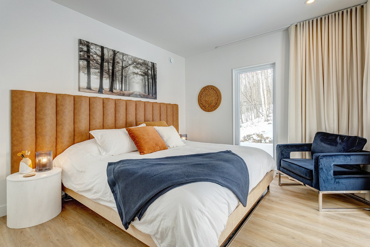Chambre à coucher principale — 435 Ch. du Château, Saint-Donat-de-Montcalm, J0T 2C0, Saint-Donat-de-Montcalm