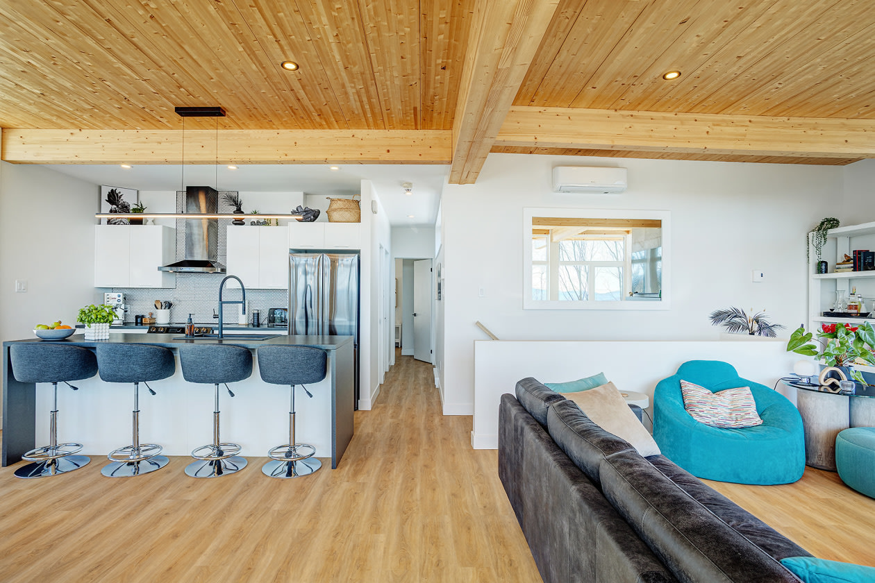 Corridor — 435 Ch. du Château, Saint-Donat-de-Montcalm, J0T 2C0, Saint-Donat-de-Montcalm