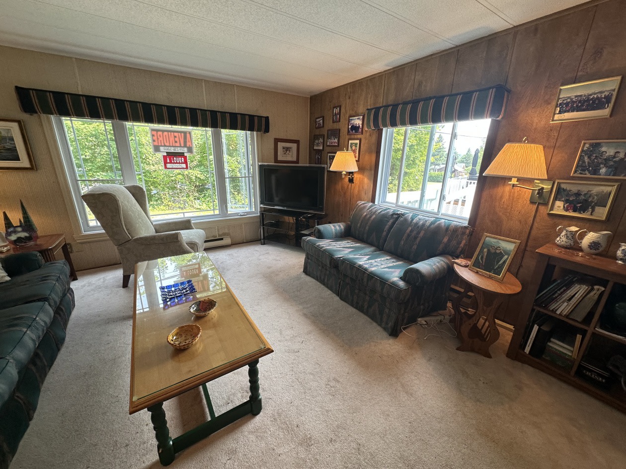 Photo 12 — 929 Chem. des Habitations-des-Monts, Saint-Sauveur, J0R 1R3, Saint-Sauveur