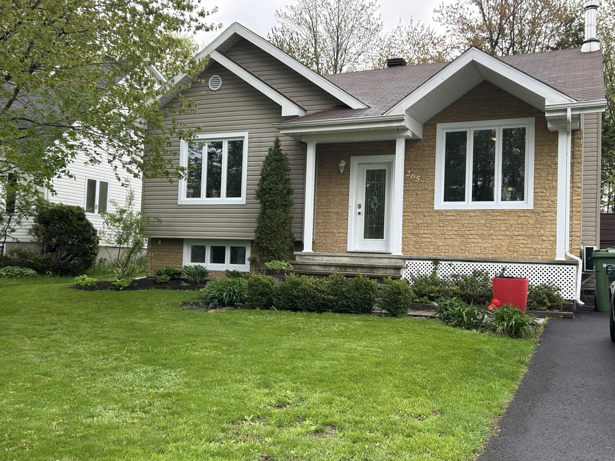 Façade — 265 Rue des Amarres, Drummondville, J2A 3Z7, Drummondville