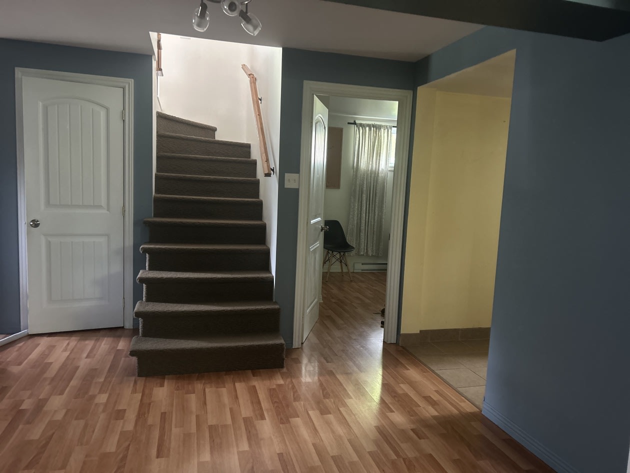 Escalier — 265 Rue des Amarres, Drummondville, J2A 3Z7, Drummondville