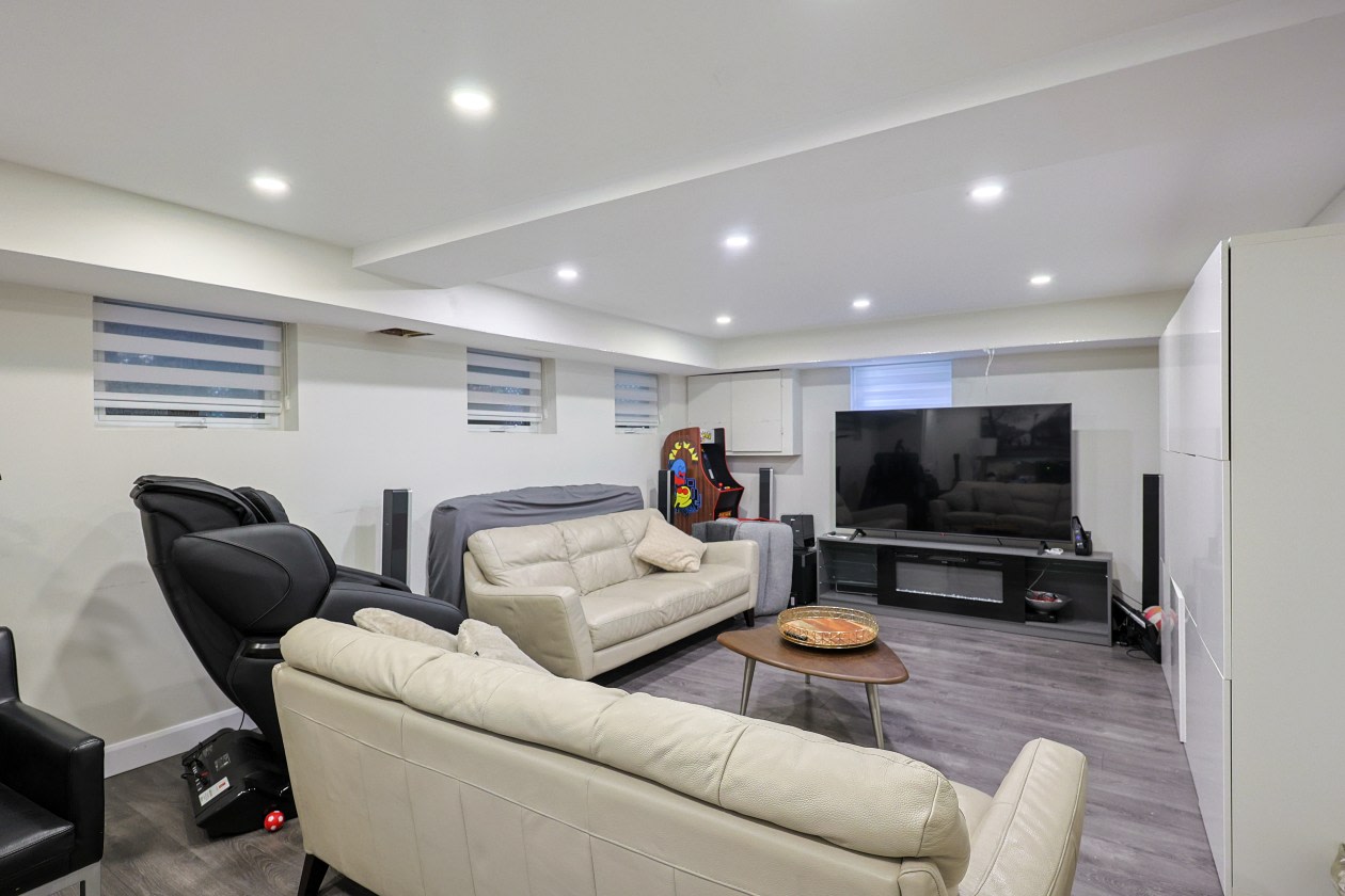 Photo 18 — 2470 Rue Saint-Louis, Saint-Laurent, H4M 1P8, Saint-Laurent