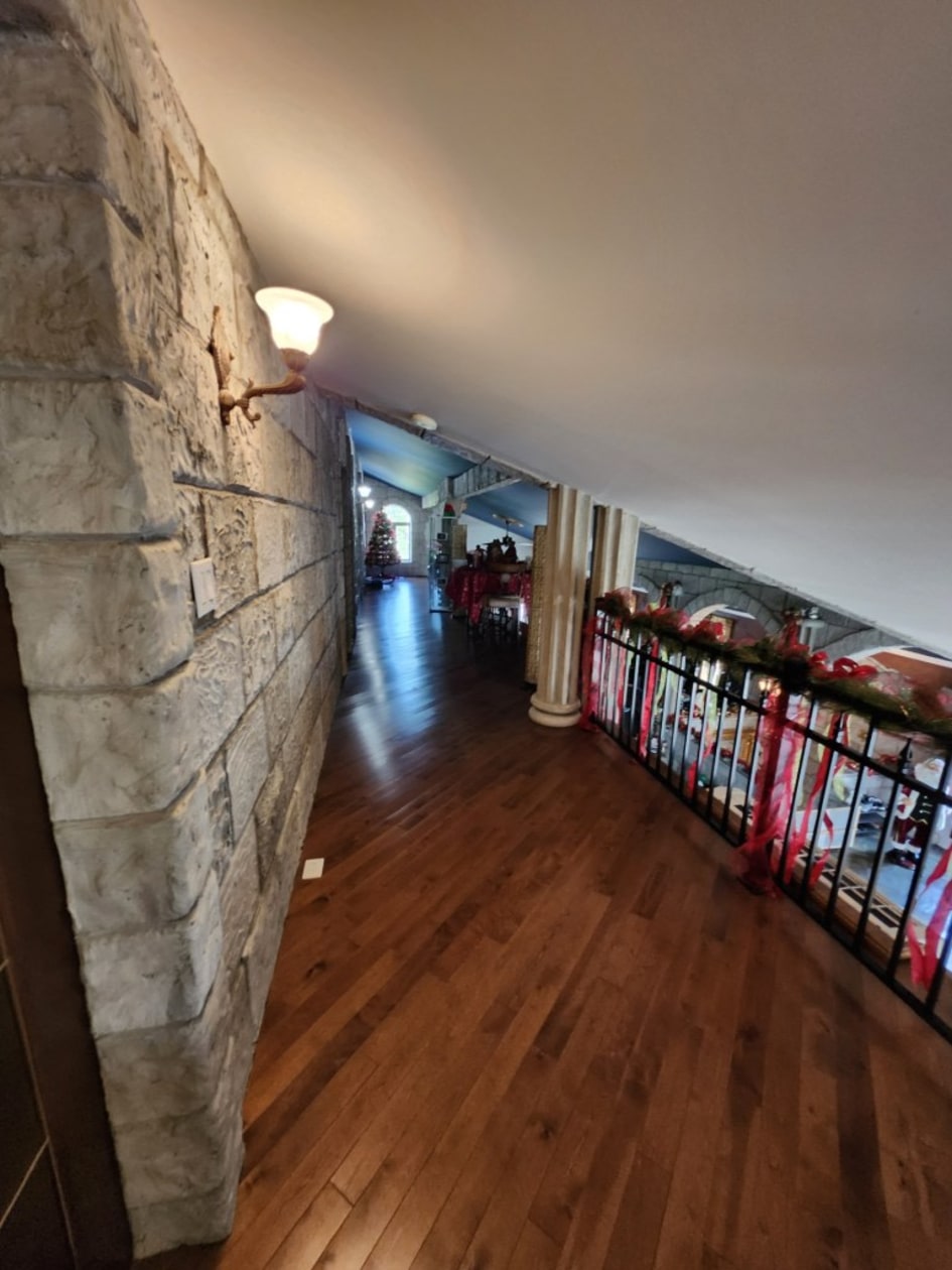 Corridor — 1611-1623 Boul. Benoit-Gaboury, Mont-Joli, G5H 3H9, Mont-Joli