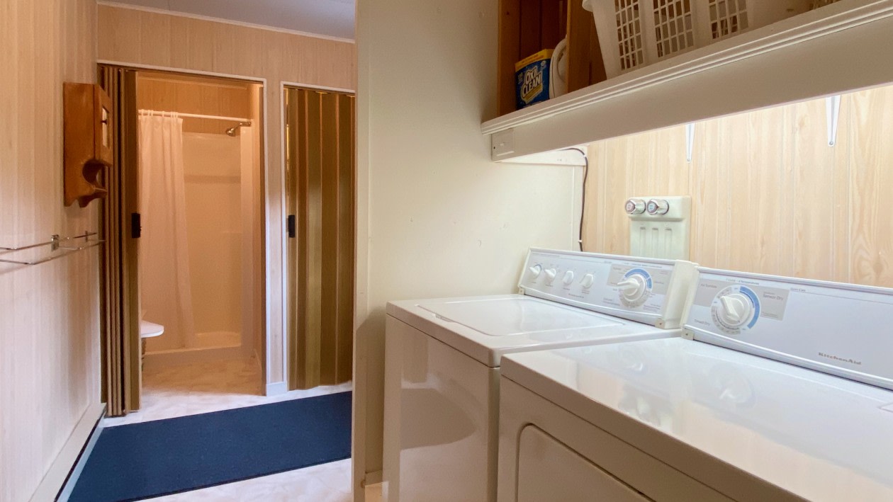 Salle de lavage — 415 Entrée 29, Beaumont, G0R 1C0, Beaumont