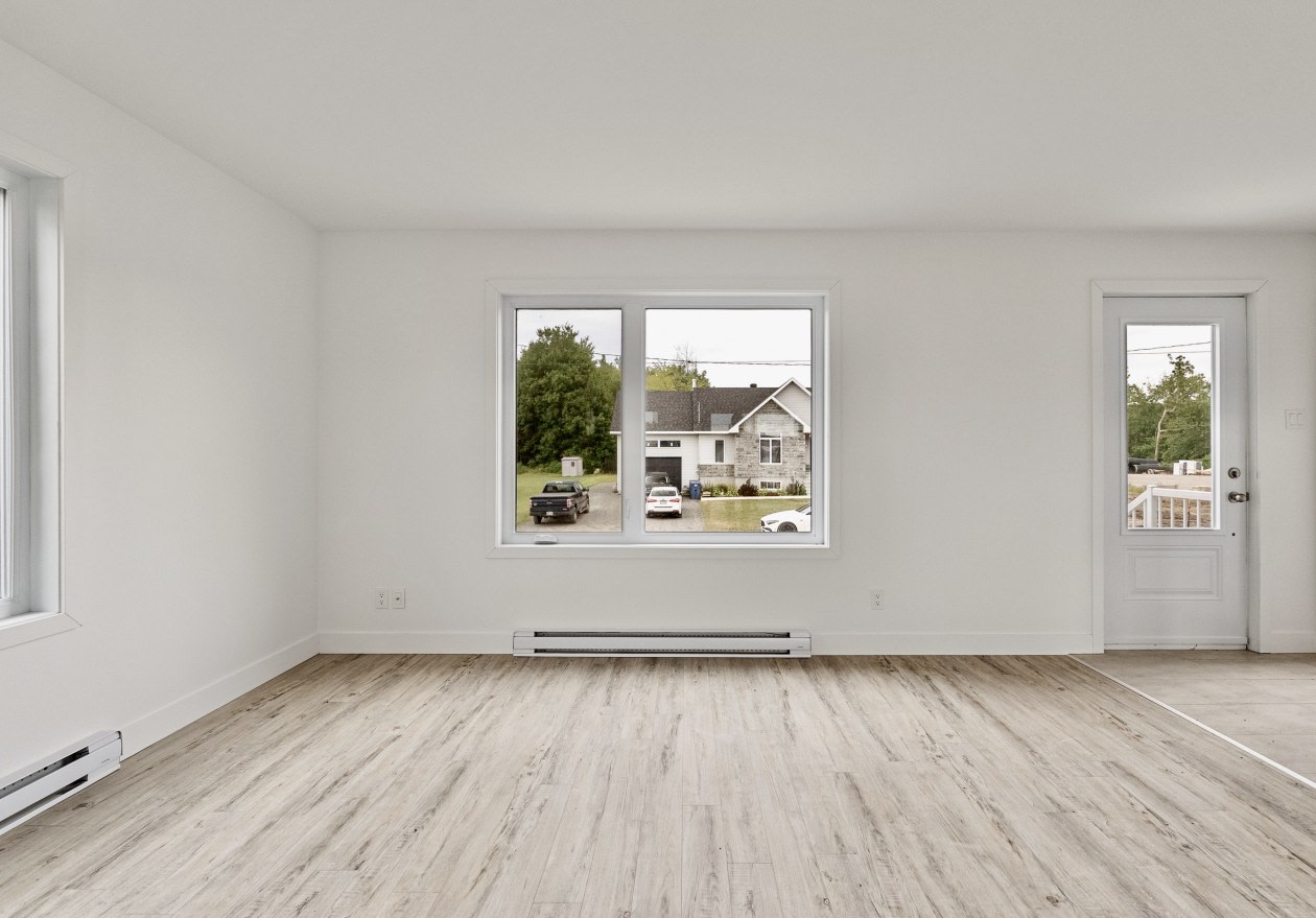 Salon — 118 Rue Siméon-Charland, Saint-Pierre-les-Becquets, G0X 2Z0, Saint-Pierre-les-Becquets
