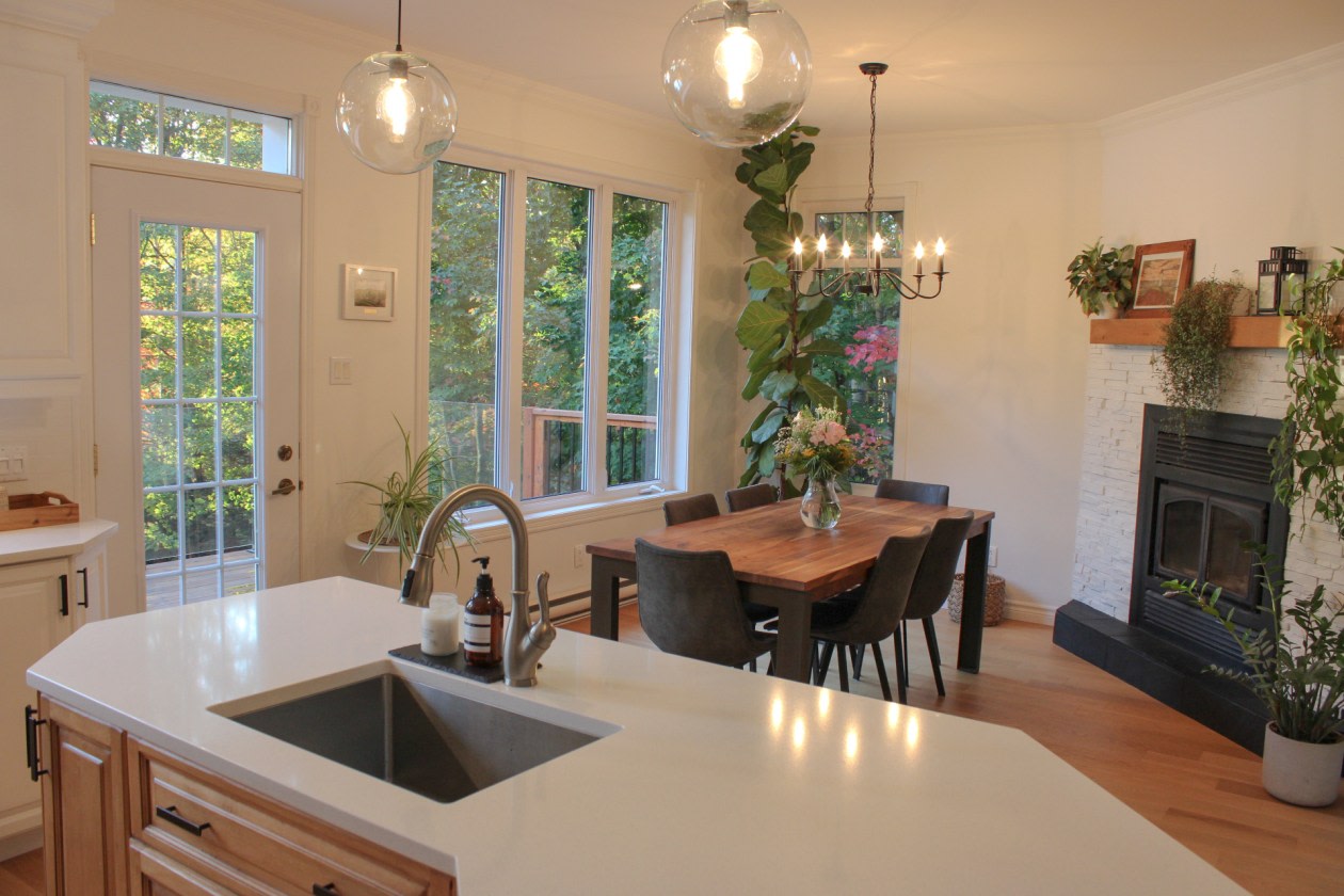 Salle à manger — 25 Chem. Forest Hill, Morin-Heights, J0R 1H0, Morin-Heights