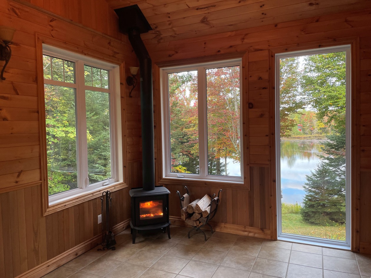 Verrière — 25 Chem. Forest Hill, Morin-Heights, J0R 1H0, Morin-Heights
