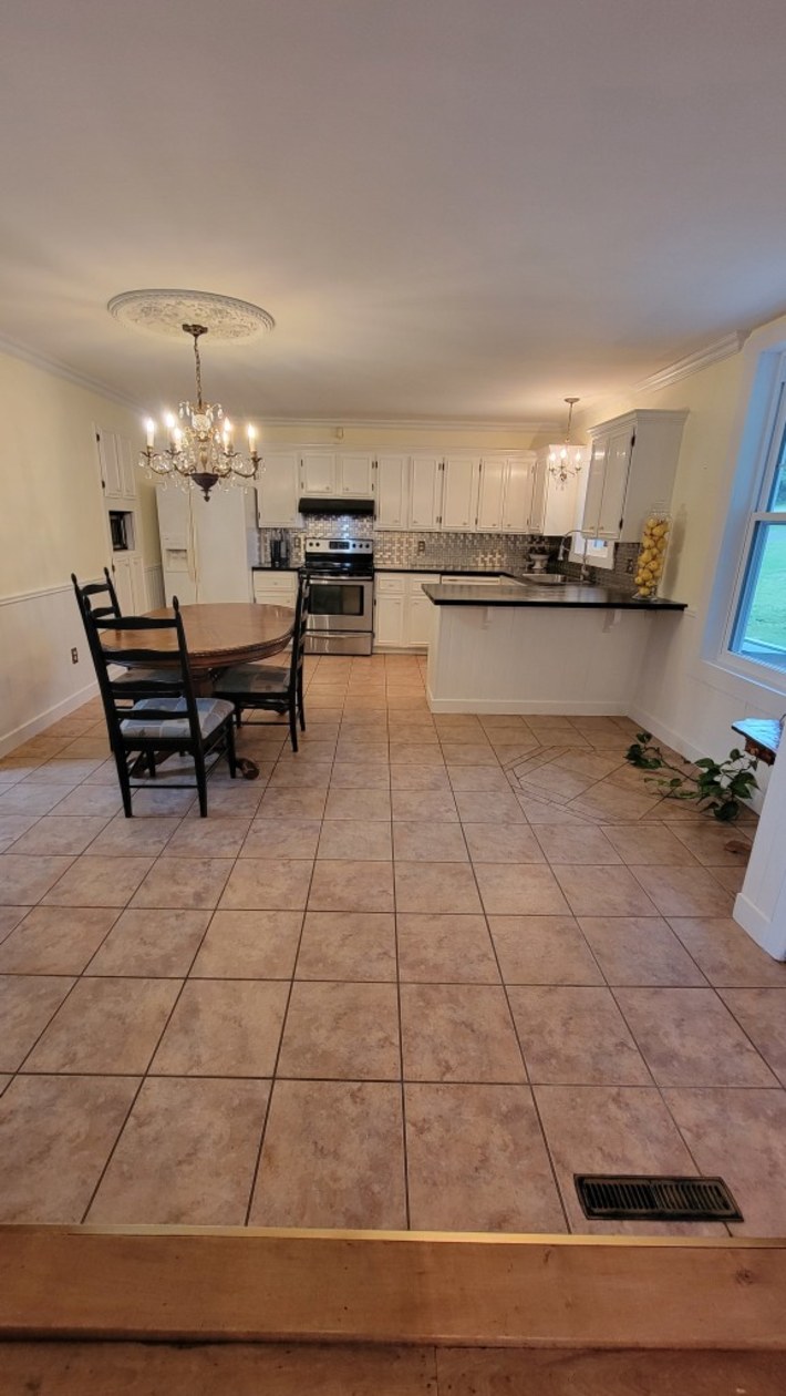 Cuisine — 361 3E Rang, Saint-Félix-de-Kingsey, J0B 2T0, Saint-Félix-de-Kingsey