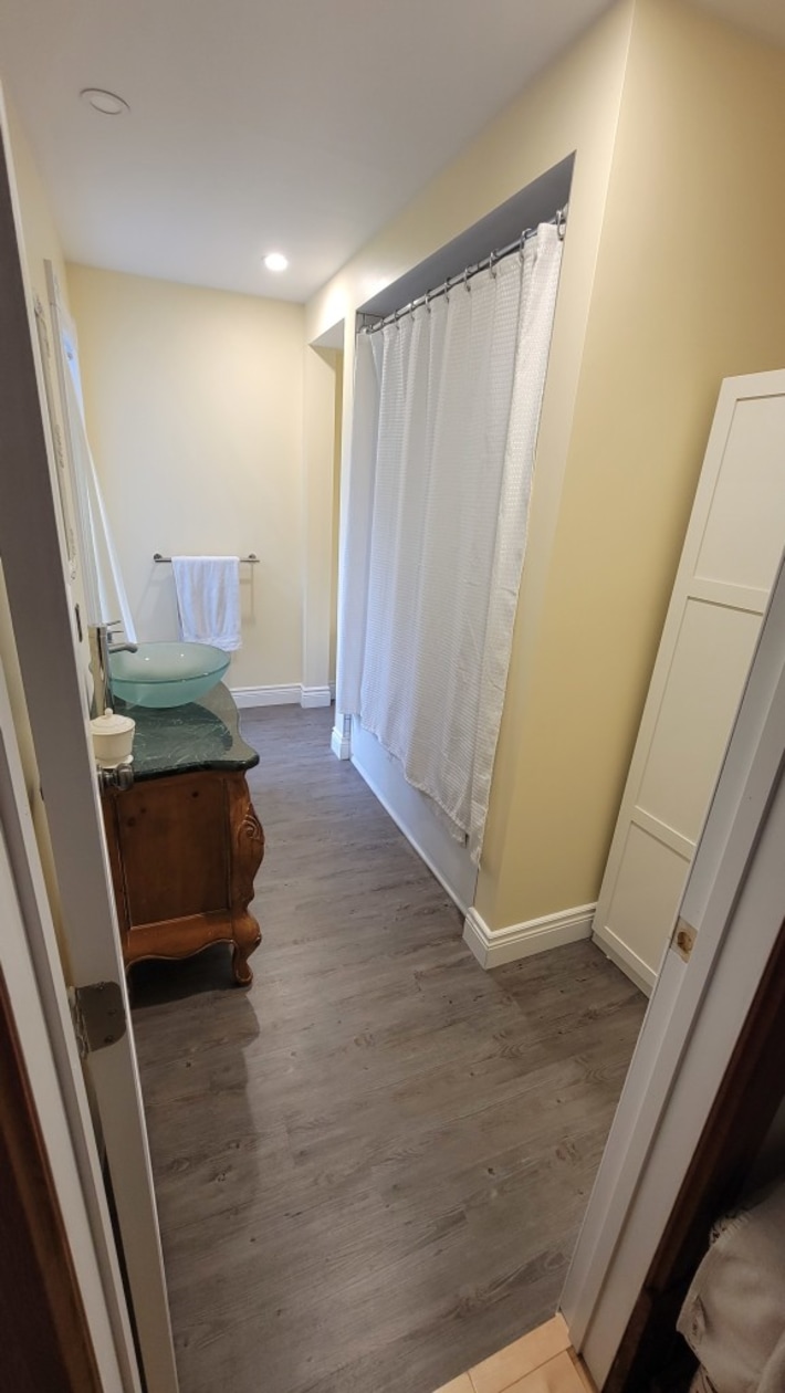Salle de bains — 361 3E Rang, Saint-Félix-de-Kingsey, J0B 2T0, Saint-Félix-de-Kingsey