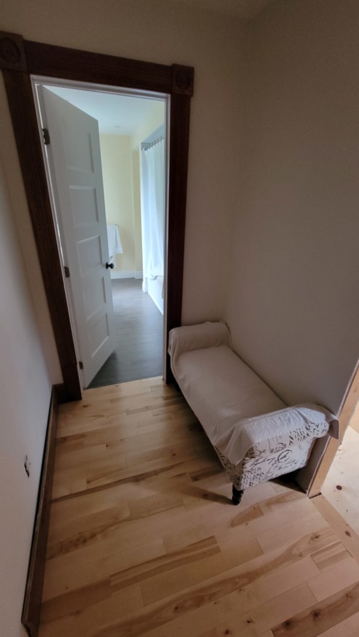 Corridor — 361 3E Rang, Saint-Félix-de-Kingsey, J0B 2T0, Saint-Félix-de-Kingsey