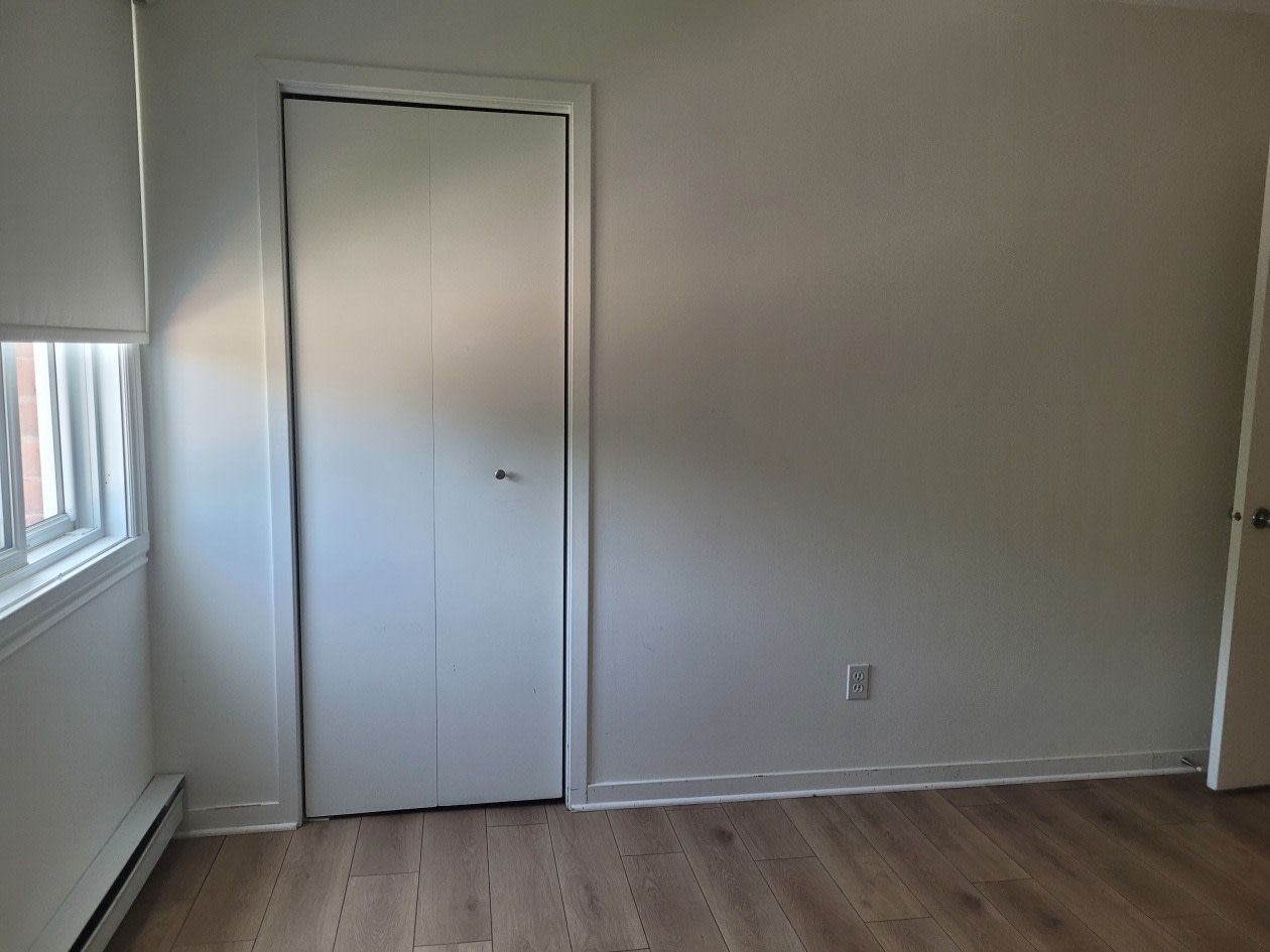 Chambre à coucher — 444 Rue De l'Iris, 8, Granby, J2H 2J6, Granby