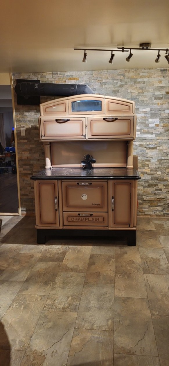 Cuisine — 5980 Chem. du Curé-Barrette, Terrebonne, J7M 1N1, Terrebonne