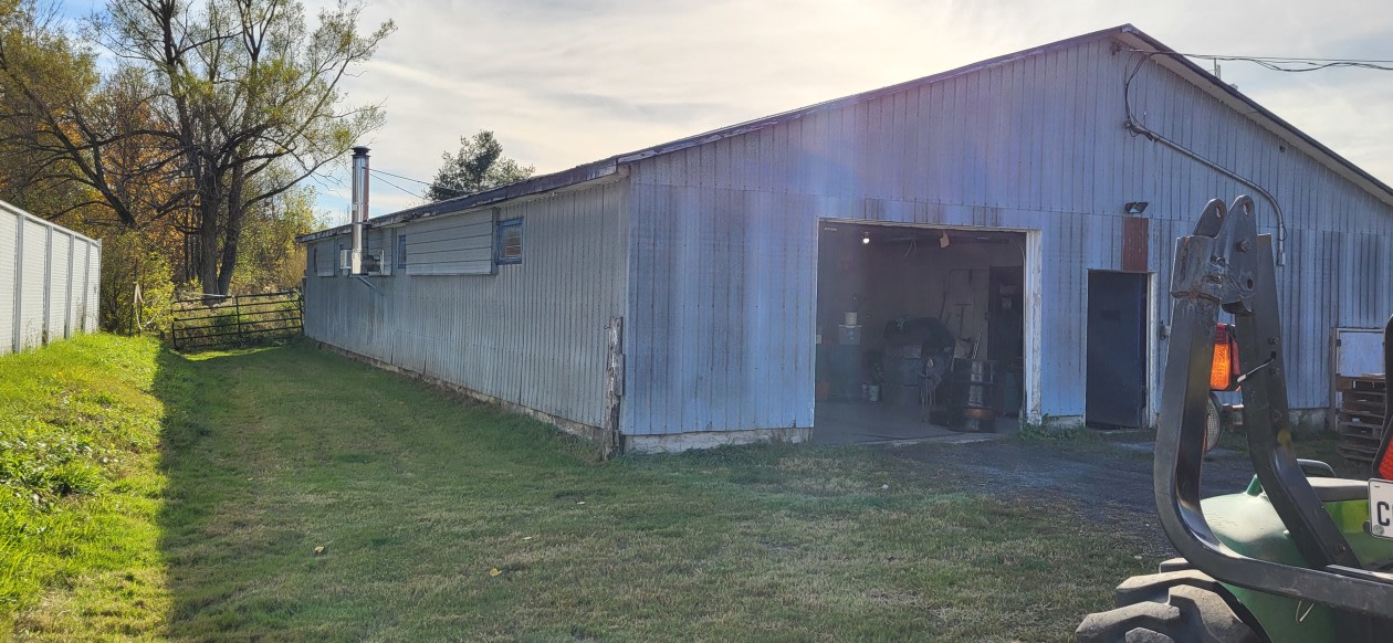 Garage — 5980 Chem. du Curé-Barrette, Terrebonne, J7M 1N1, Terrebonne