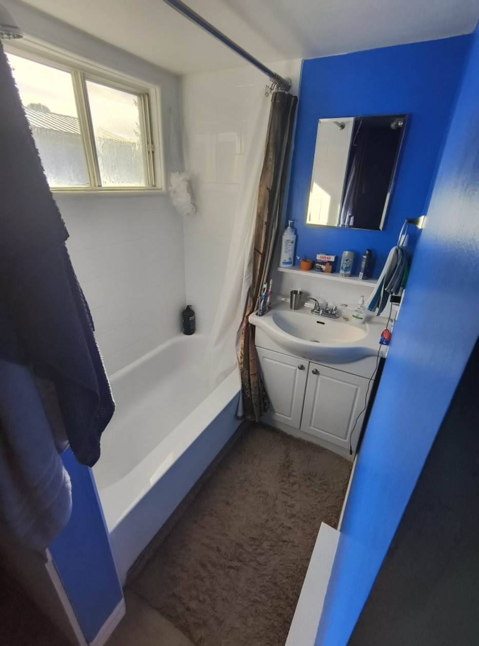 Salle de bains — 3950 boulevard Sir-Wilfrid-Laurier, 56, Saint-Hubert, J3Y 5Y9, Saint-Hubert
