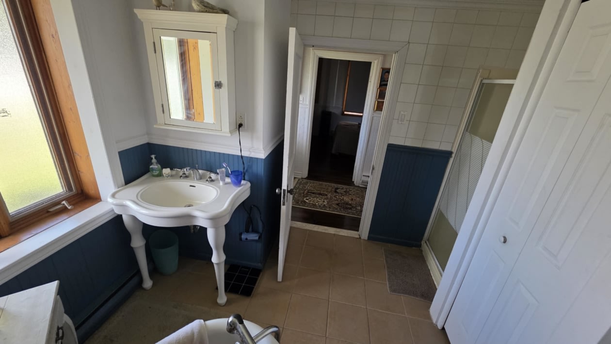 Salle de bains — 295 Côte Saint-Paul, Saint-Colomban, J5K 1Z6, Saint-Colomban
