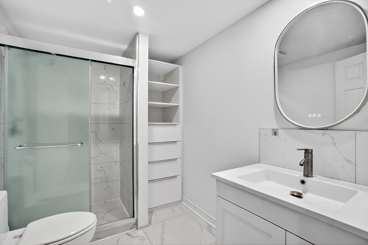 Salle de bains — 3693 Rue Asselin, Longueuil, J4M 2Y1, Longueuil