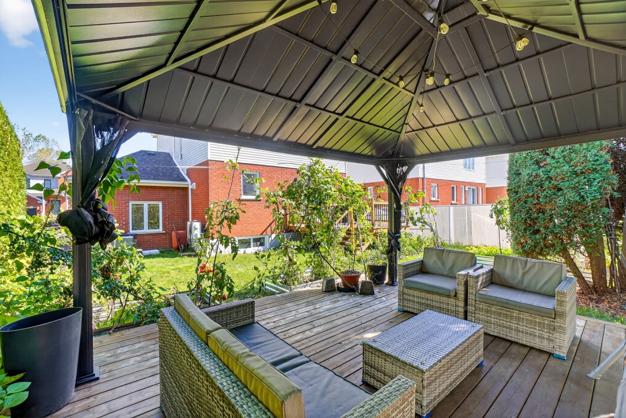 Cour — 3693 Rue Asselin, Longueuil, J4M 2Y1, Longueuil