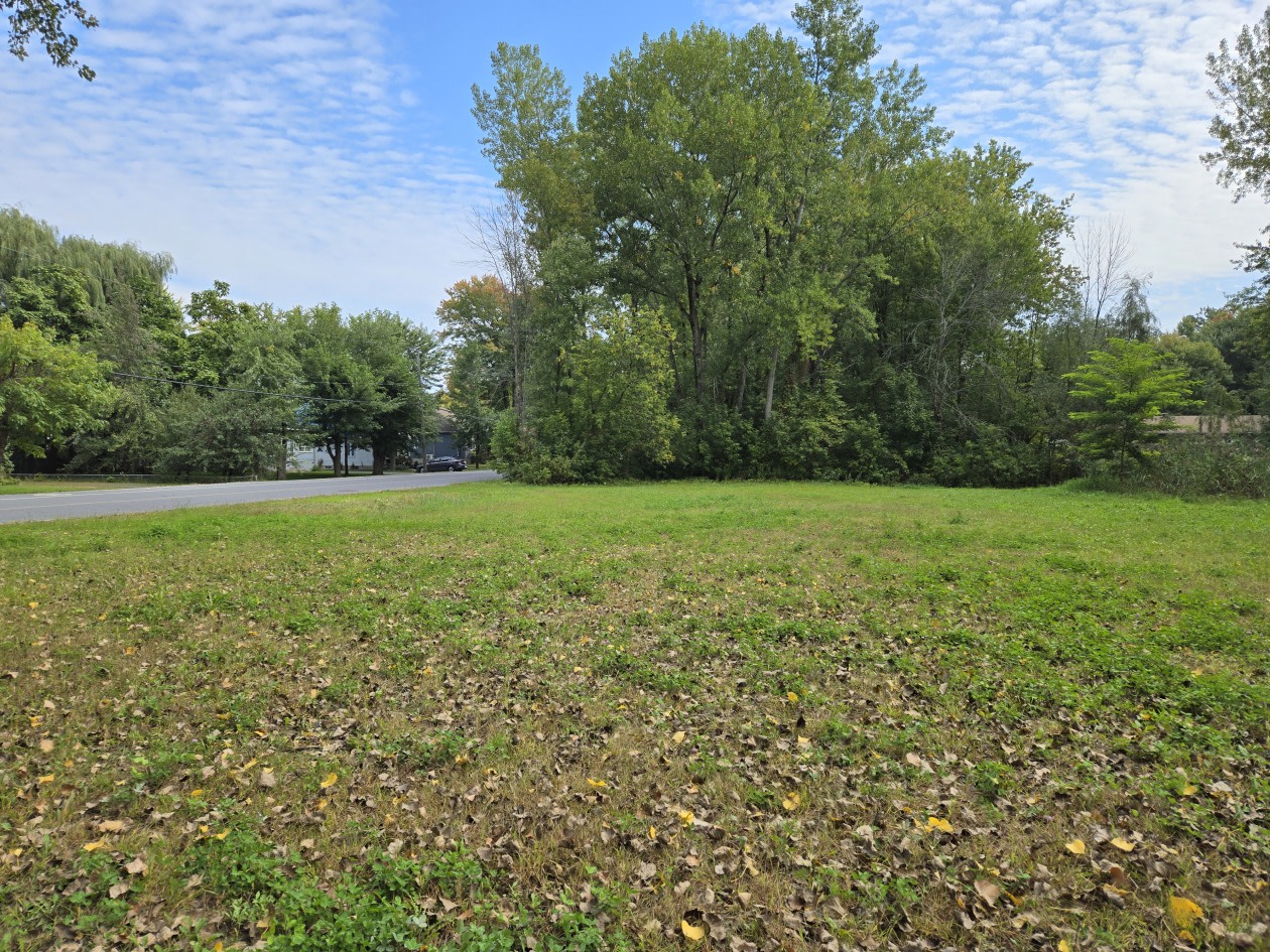 Photo 4 — 67e Ave, Saint-Paul-De-L'Ile-Aux-Noix, J0J 1G0, Saint-Paul-De-L'Ile-Aux-Noix
