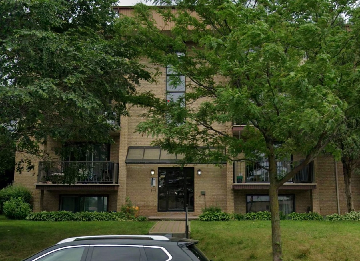 9170 Boul Perras — photo 1