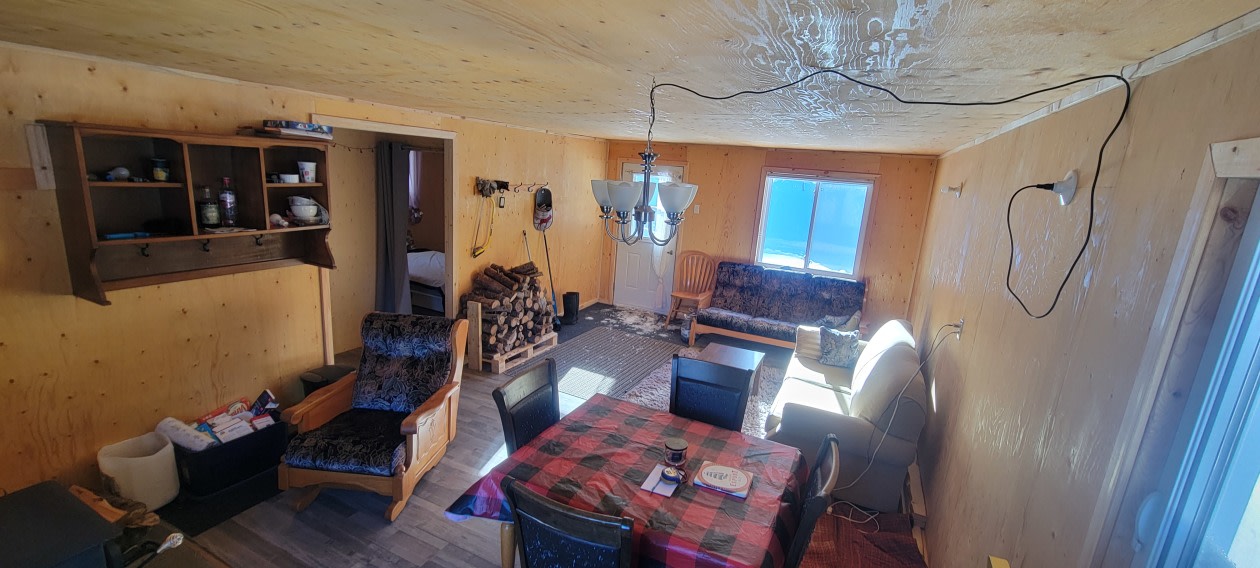 Salle familiale — Boulevard de Petit-Cap, Gaspé, G4X 5B1, Gaspé