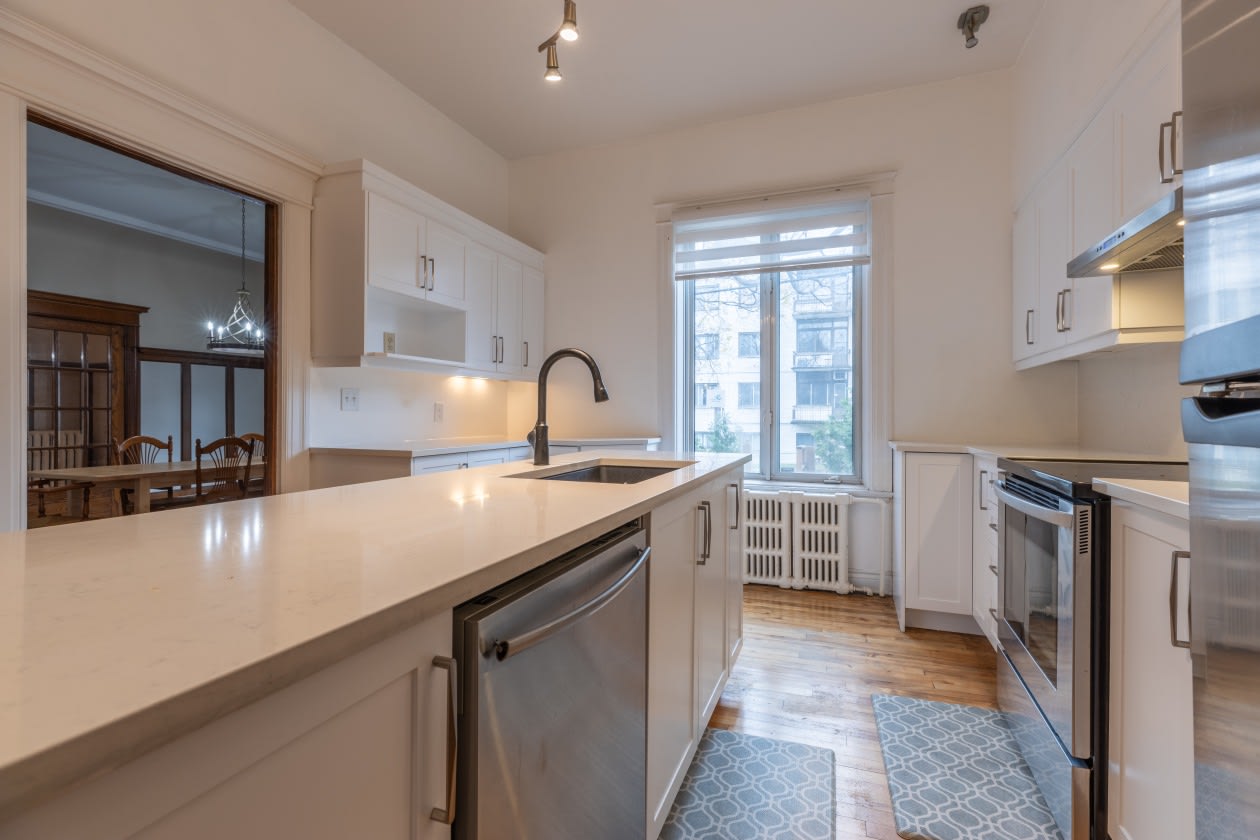 Cuisine — 4001 Av. Northcliffe, Montréal, H4A 3L2, Montréal