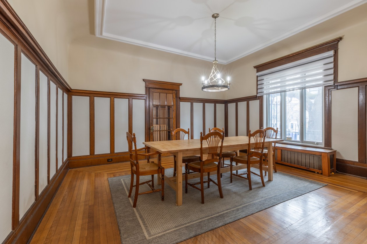Salle à manger — 4001 Av. Northcliffe, Montréal, H4A 3L2, Montréal