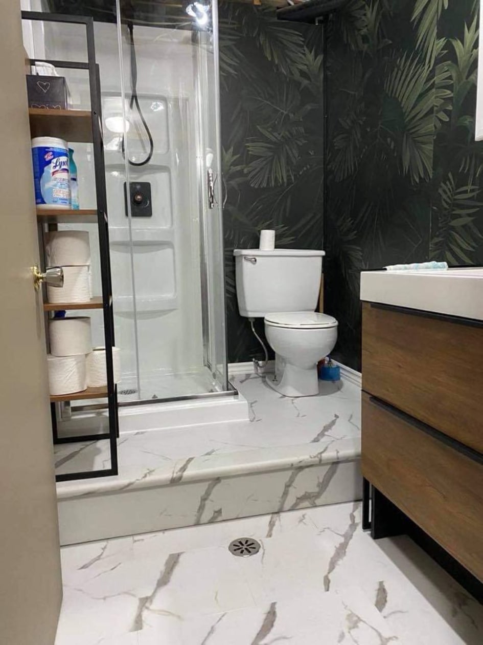 Salle de bains — 5 Rue de l'Harmonie, Victoriaville, G6S 1J7, Victoriaville