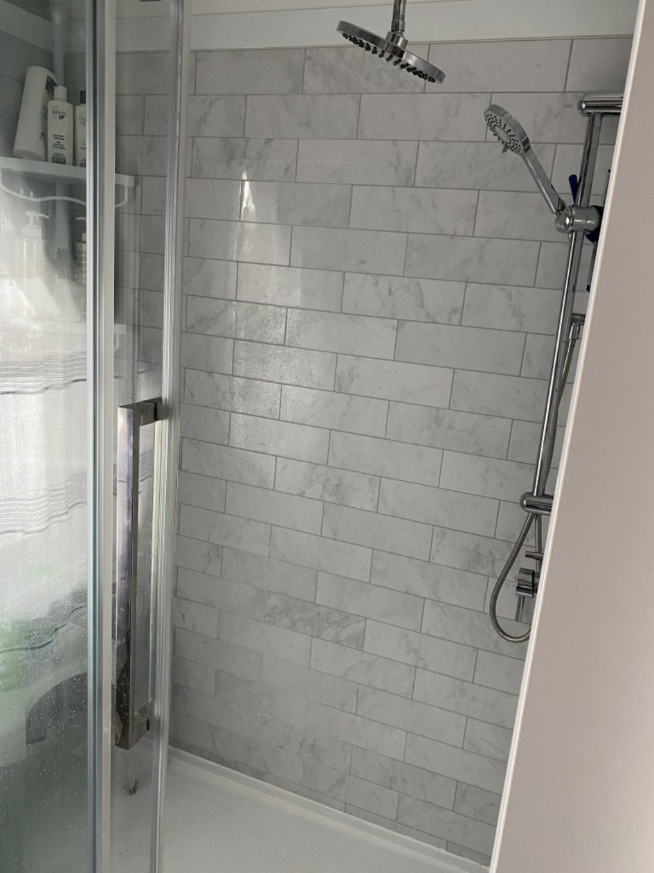 Salle de bains — 5 Rue de l'Harmonie, Victoriaville, G6S 1J7, Victoriaville