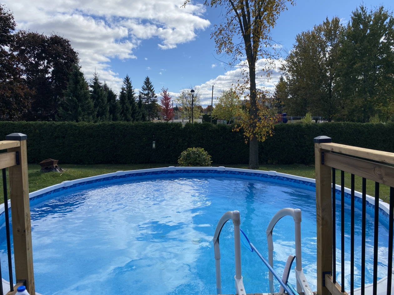Piscine — 5 Rue de l'Harmonie, Victoriaville, G6S 1J7, Victoriaville
