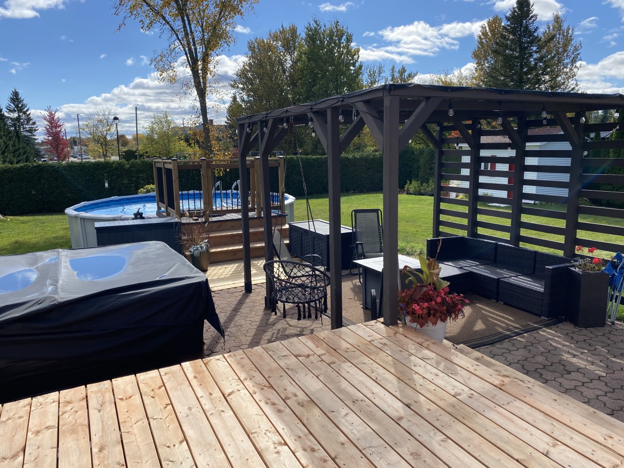 Terrasse — 5 Rue de l'Harmonie, Victoriaville, G6S 1J7, Victoriaville
