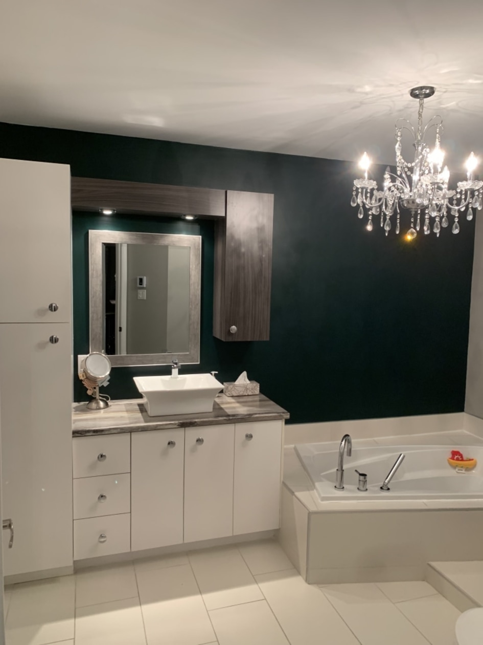 Salle de bains — 194 potvin sud , Hébertville, G8N 1V5, Hébertville