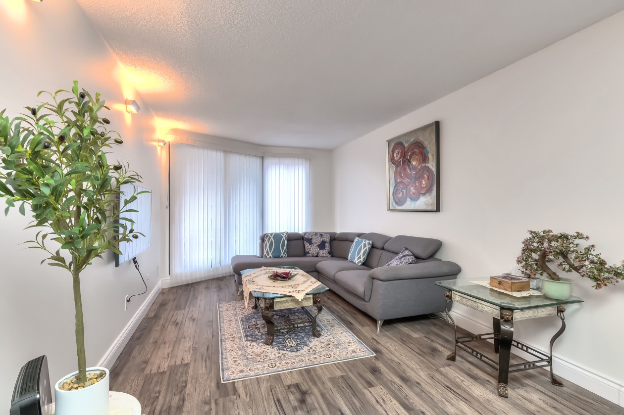 6995 Boul. Gouin E. — photo 2