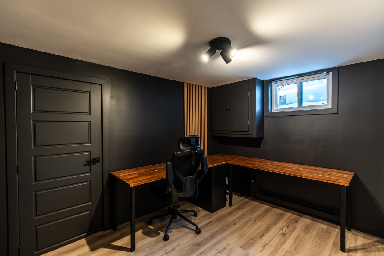 Bureau — 16 rue de Vinoy, Cantley, J8V 2V9, Cantley
