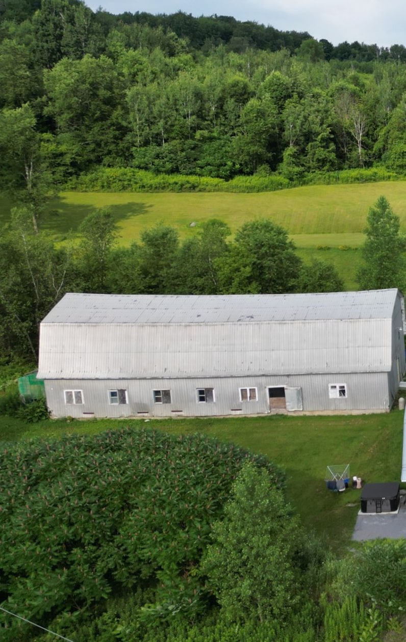 Grange — 104 Rte 237 S, Frelighsburg, J0J 1C0, Frelighsburg