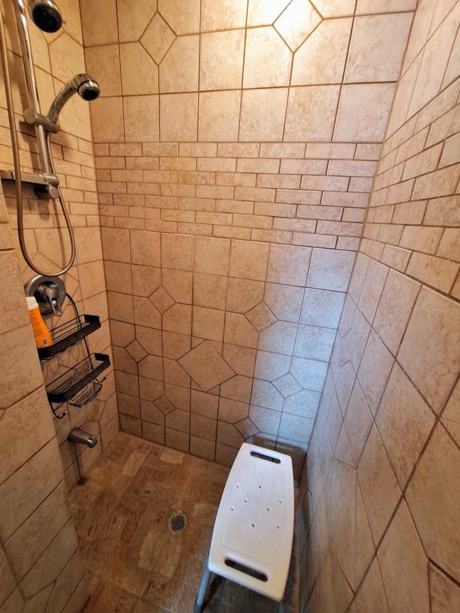 Salle de bains — 197 Chem. des Cassandres, Lantier, J0T 1V0, Lantier