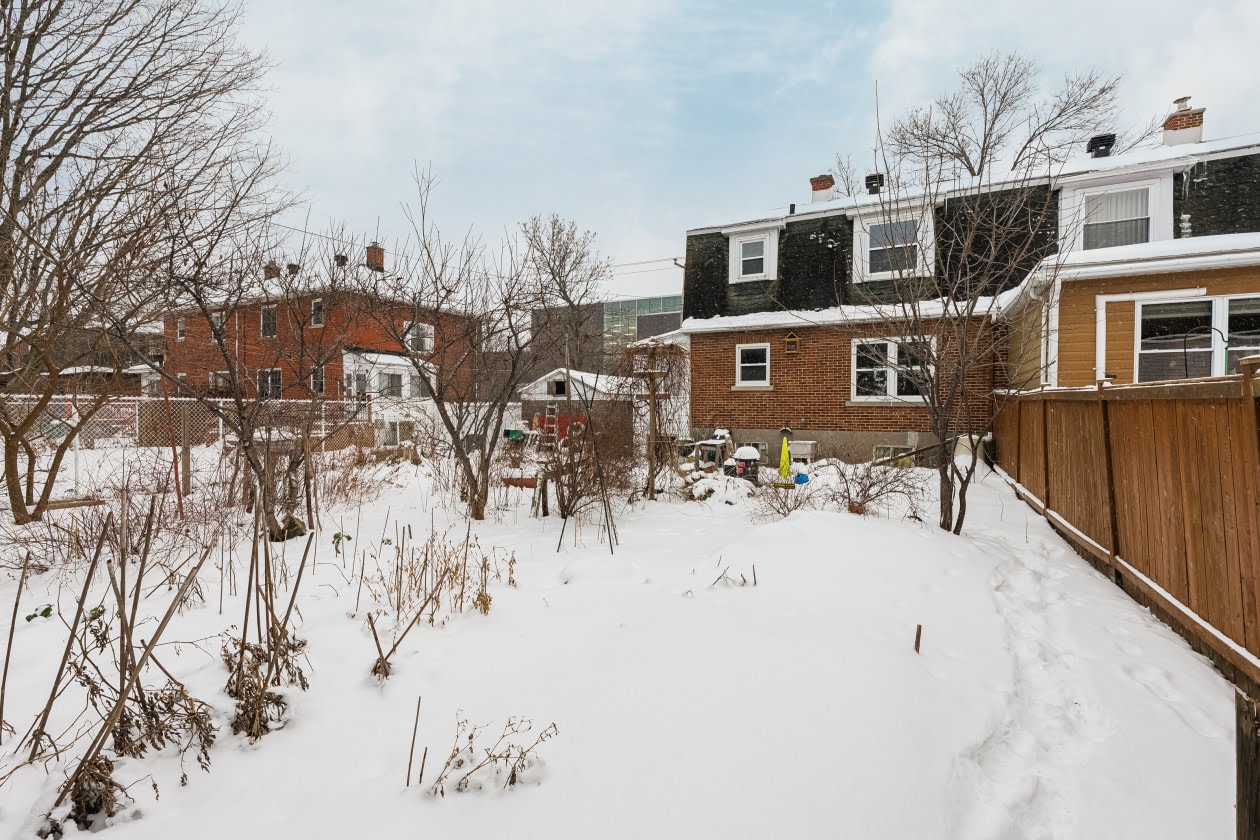 Cour — 3680 Rue Broadway, Lachine, H8T 1T3, Lachine