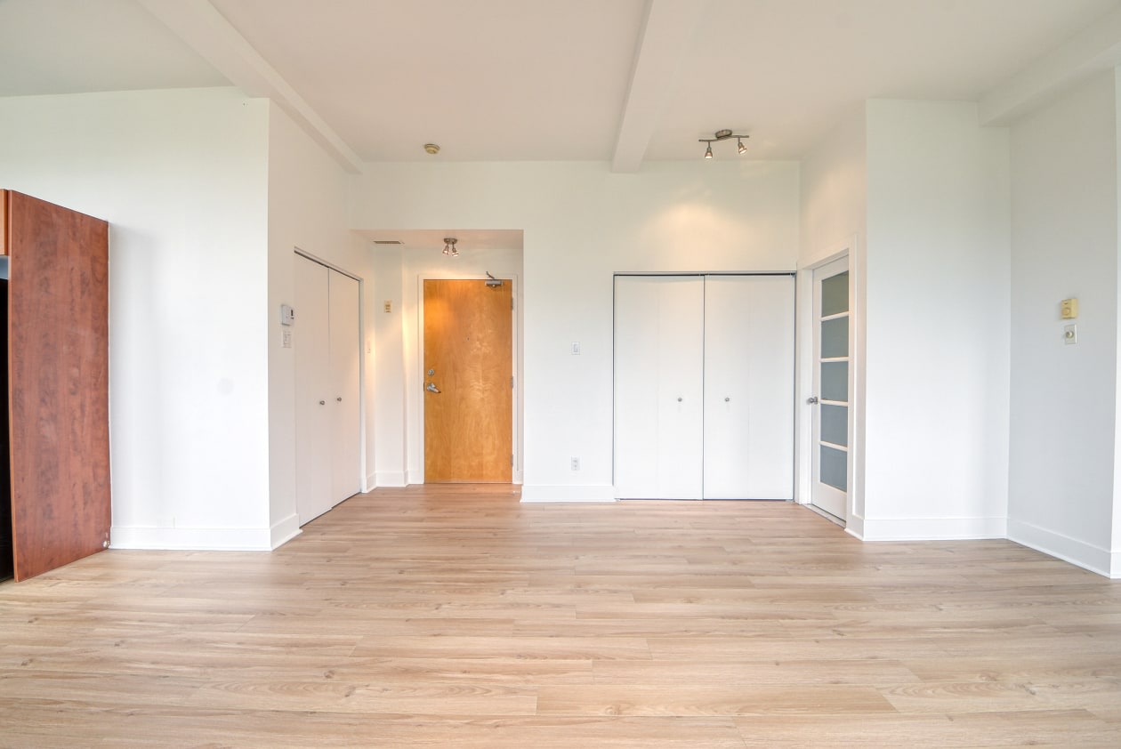795 1Re Ave — photo 2